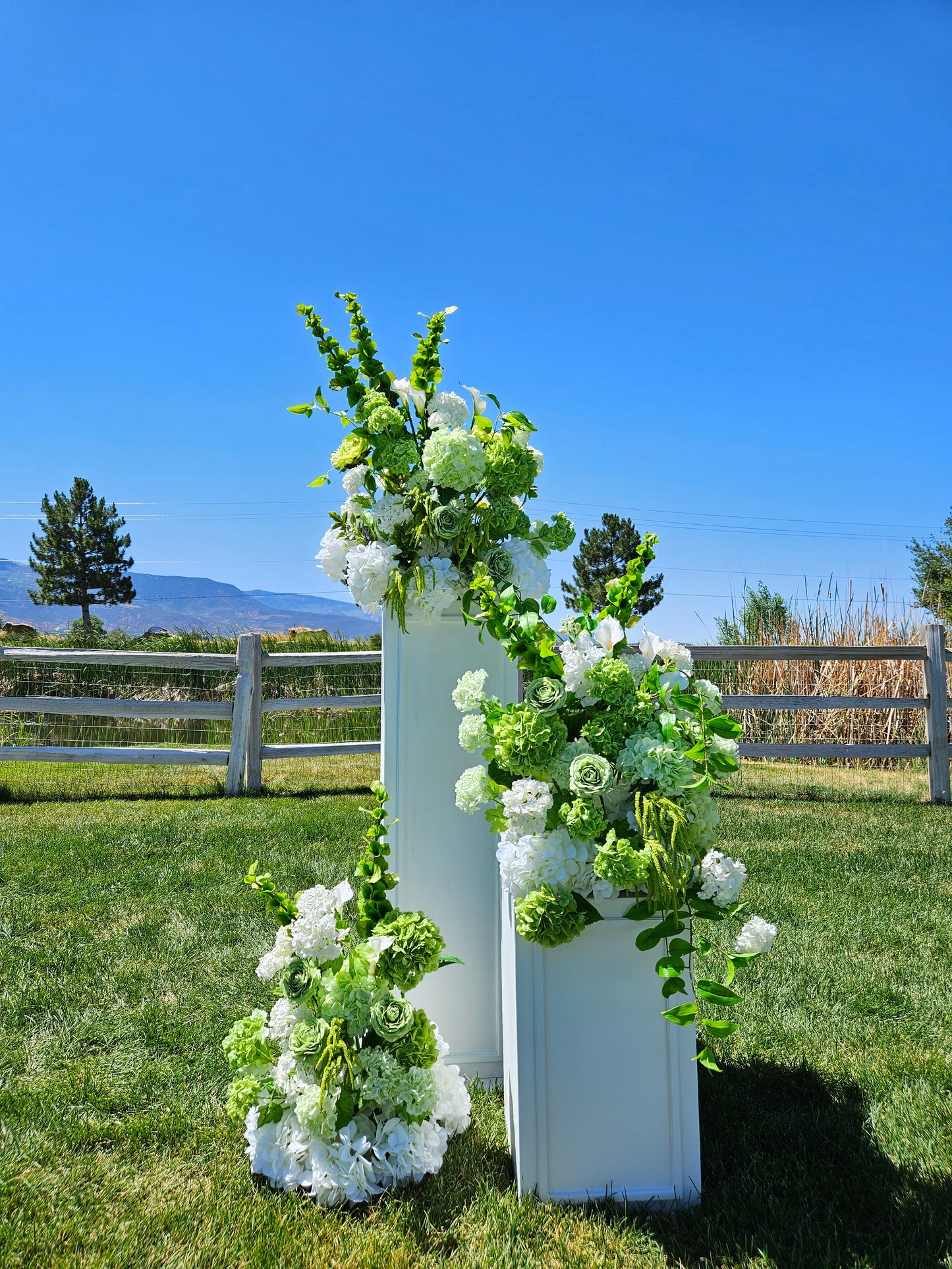 Faux High-end wedding flowers