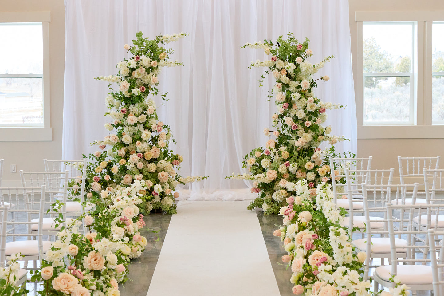 Wedding floral pillars for rent