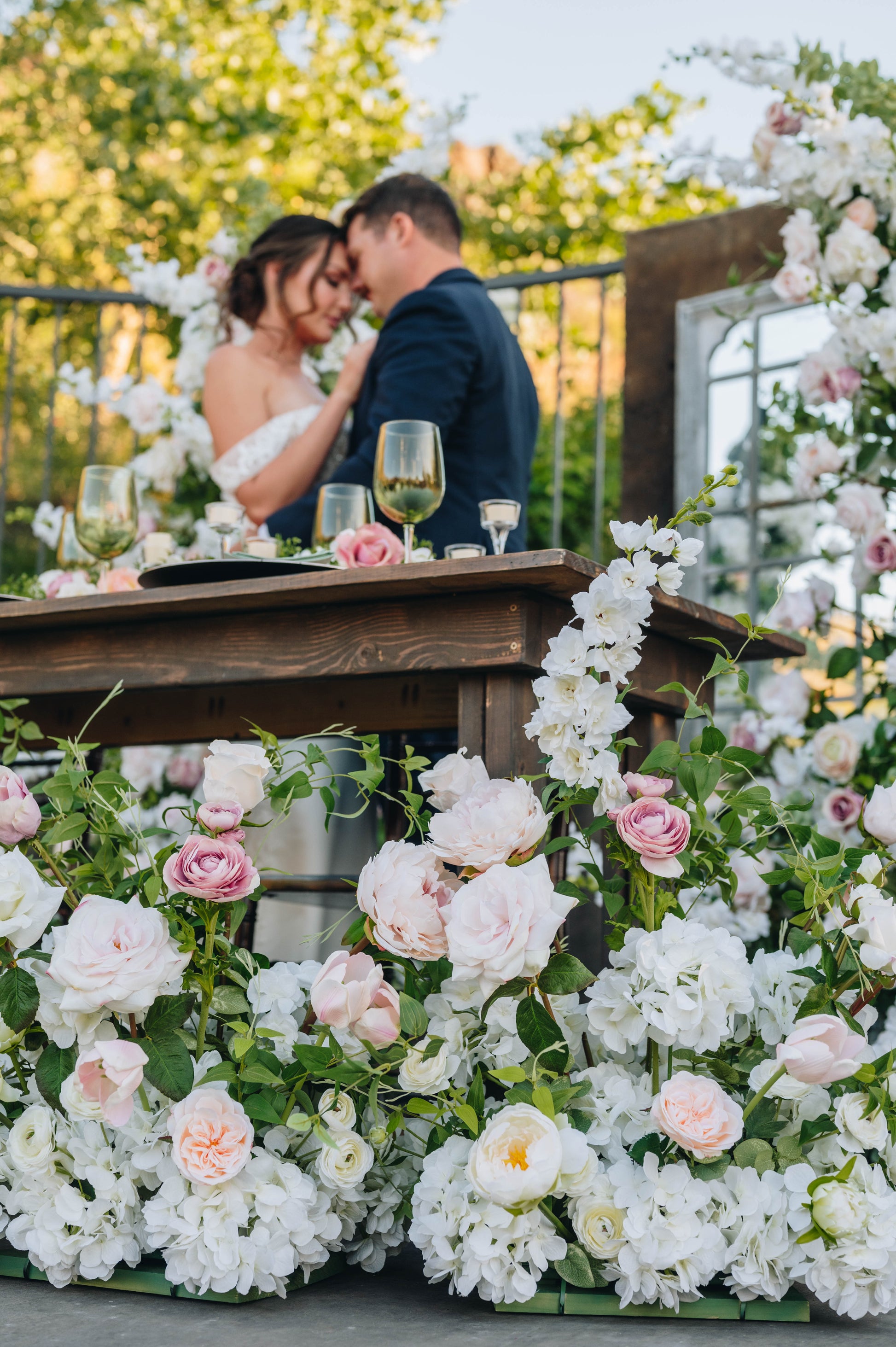 arch rental for wedding Utah flowers